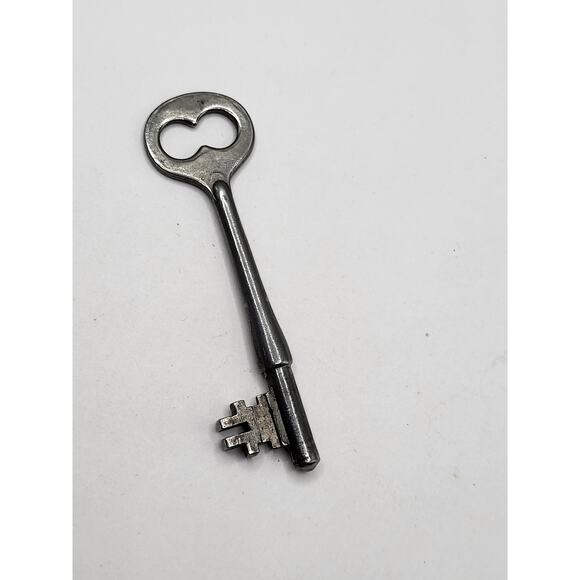 Vintage Corbin R44 Clock or Cabinet Skeleton Key 3” Nickel Steel - Picture 1 of 4